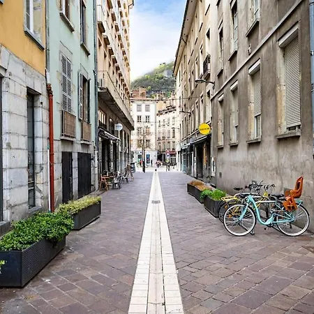 Apartment Hyper-centre De Grenoble, Parentale - Wifi Fibre - Cocon