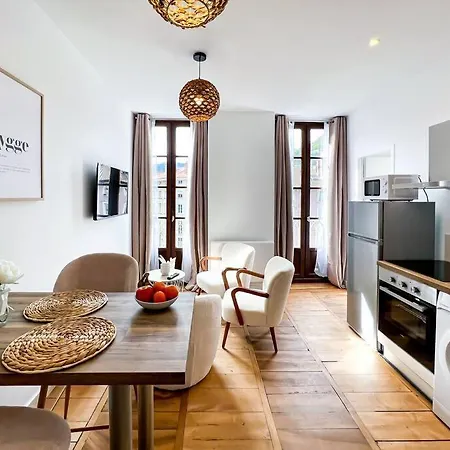 Apartment Hyper-centre De Grenoble, Parentale - Wifi Fibre - Cocon